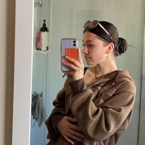 Meet your Posher, Aria